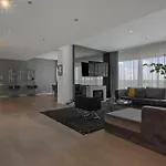 Apartament Elegant 3-bedroom Duplex With Private Terrace