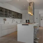 Elegant 3-bedroom Duplex With Private Terrace