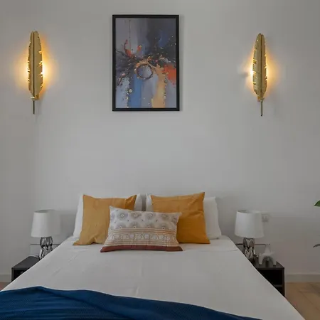 Elegant 3-bedroom Duplex With Private Terrace 布加勒斯特
