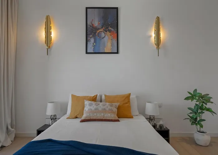 Elegant 3-bedroom Duplex With Private Terrace Bucarest