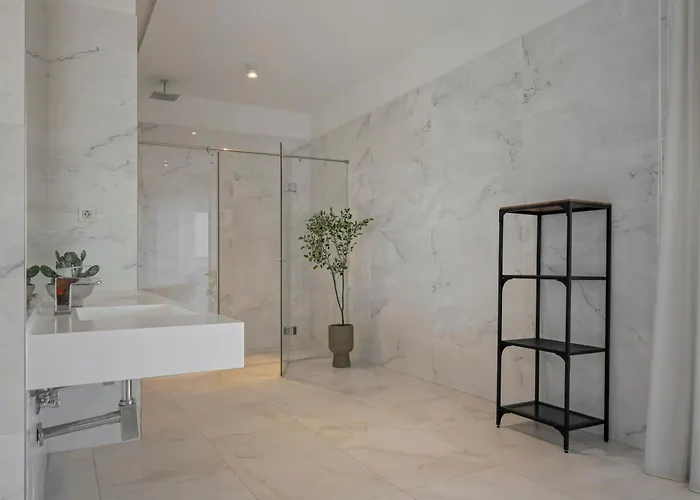 Elegant 3-bedroom Duplex With Private Terrace * Bukarest