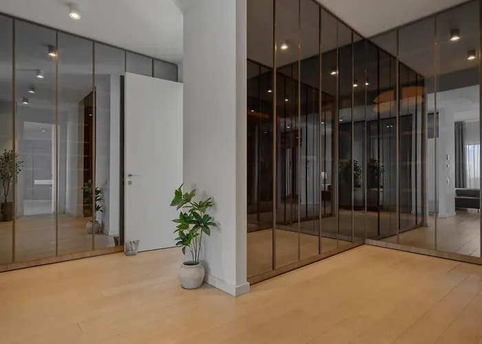 Elegant 3-bedroom Duplex With Private Terrace