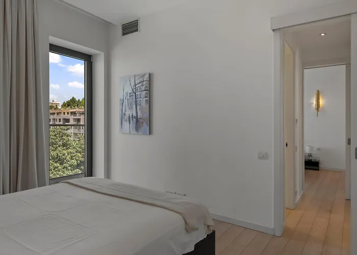 Lejlighed Elegant 3-bedroom Duplex With Private Terrace