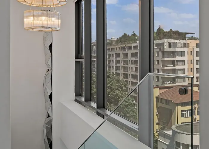 Elegant 3-bedroom Duplex With Private Terrace * Bukarest