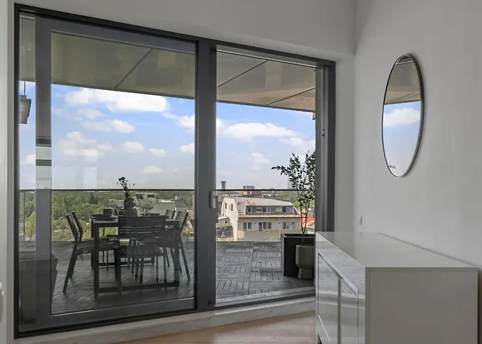 Lejlighed Elegant 3-bedroom Duplex With Private Terrace