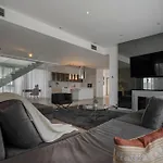Apartment Elegant 3-bedroom Duplex With Private Terrace *